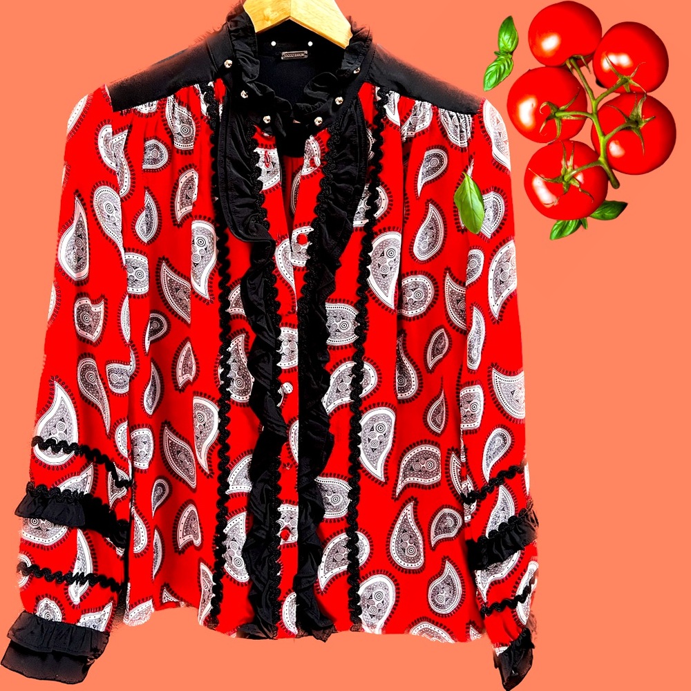 Dodo Bar Or Red Paisley Blouse ♥️